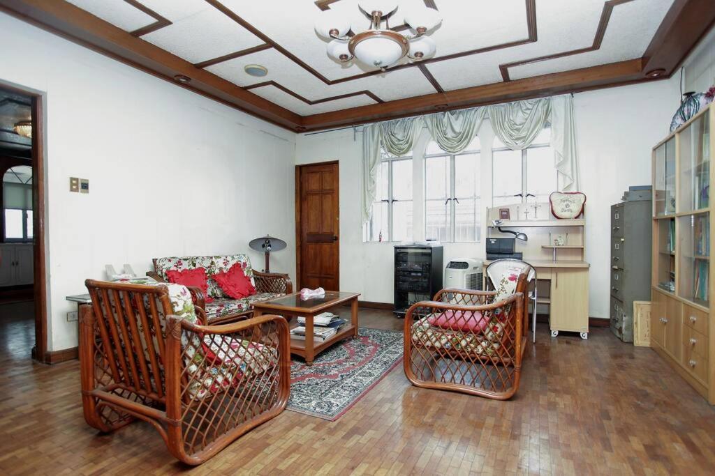 Big House In Quezon City มะนิลา ภายนอก รูปภาพ