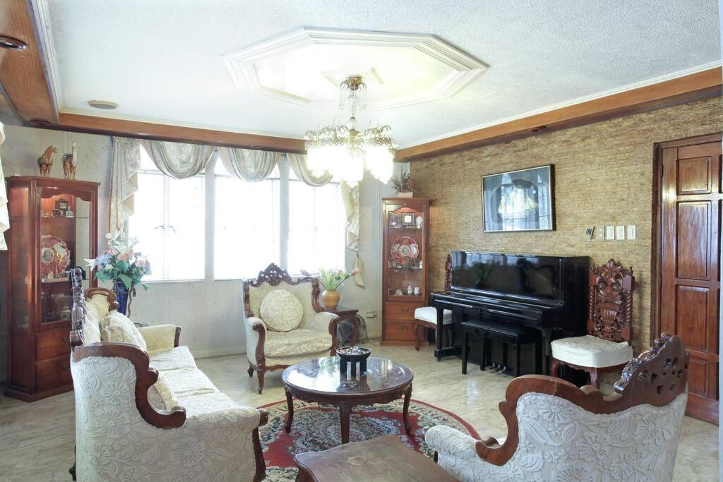 Big House In Quezon City มะนิลา ภายนอก รูปภาพ