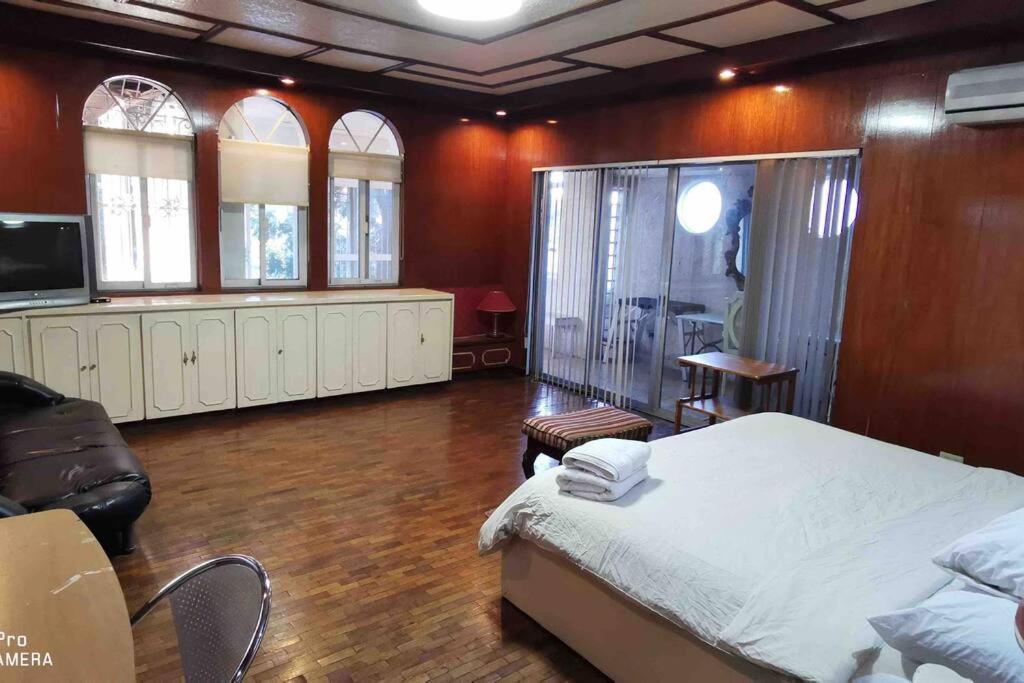 Big House In Quezon City มะนิลา ภายนอก รูปภาพ